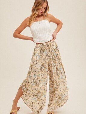 NIP Hem & Thread Mosaic Printed Tulip Hem Pants in Taupe - 100% Cotton